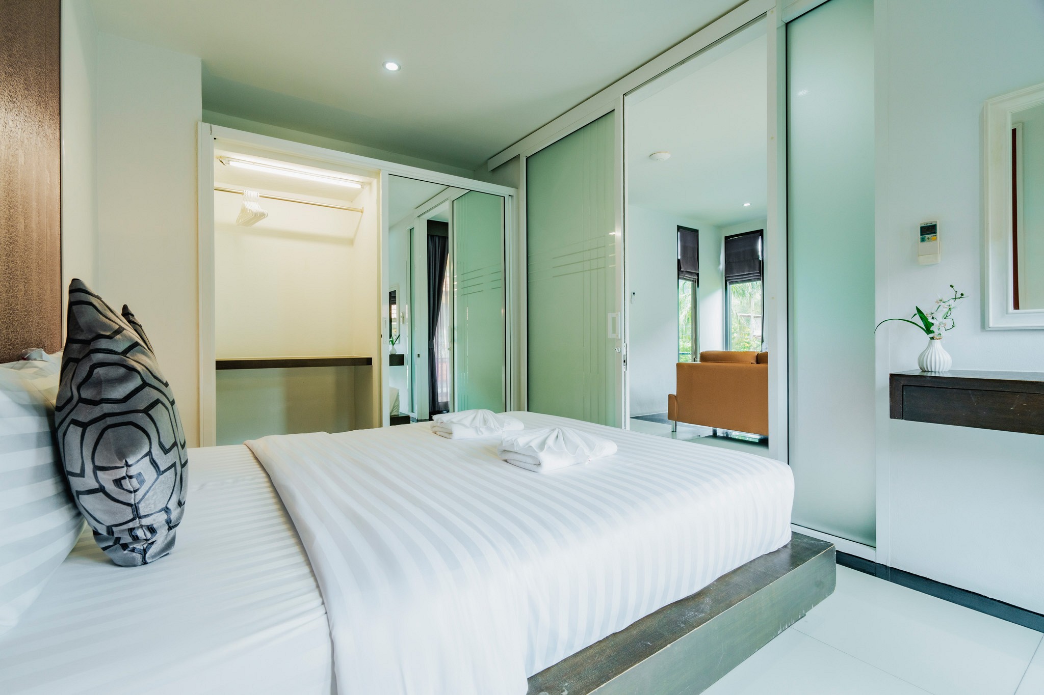 Studio Suite with Kitchenette