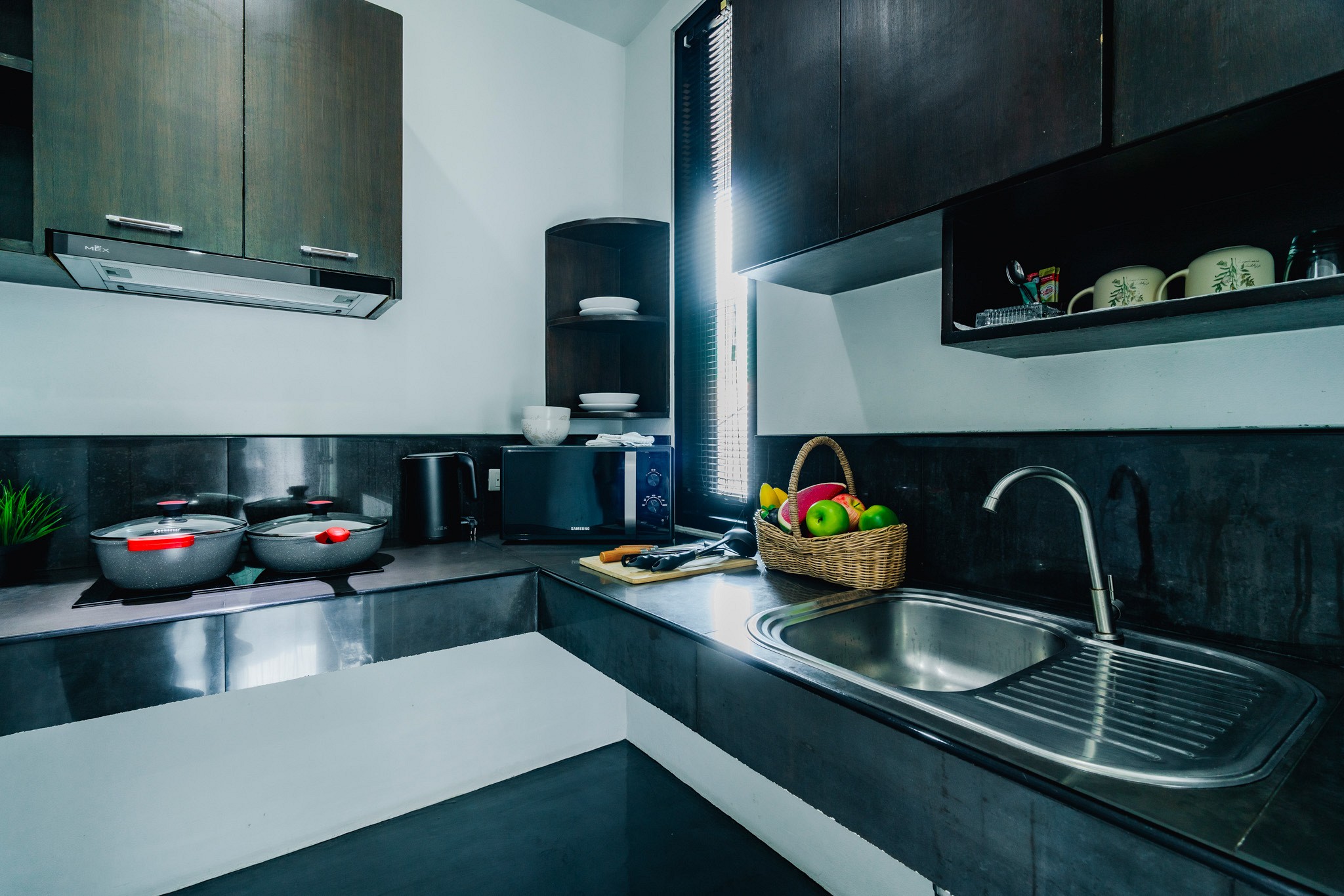 Studio Suite with Kitchenette